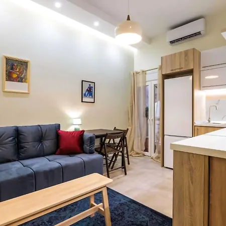 Arch 19 Apartment Thessaloniki